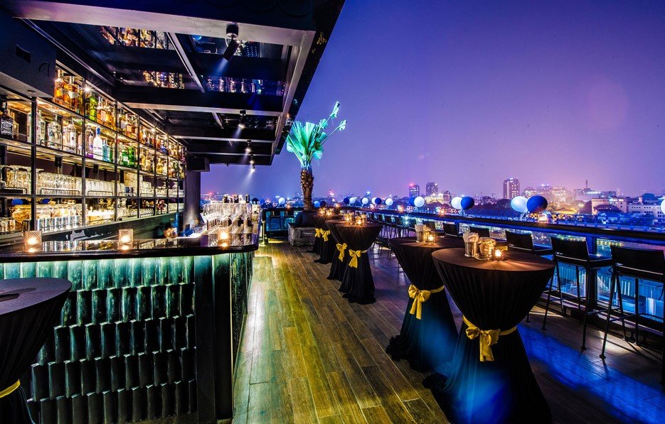 Top 10 Melhores Rooftops para Drinks no Rio de Janeiro em 2024